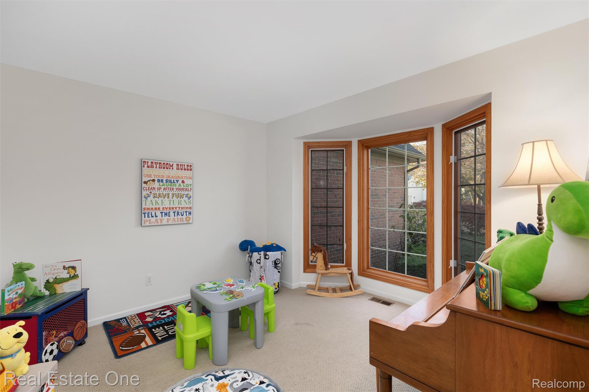 2877 W Bloomfield Oaks Drive