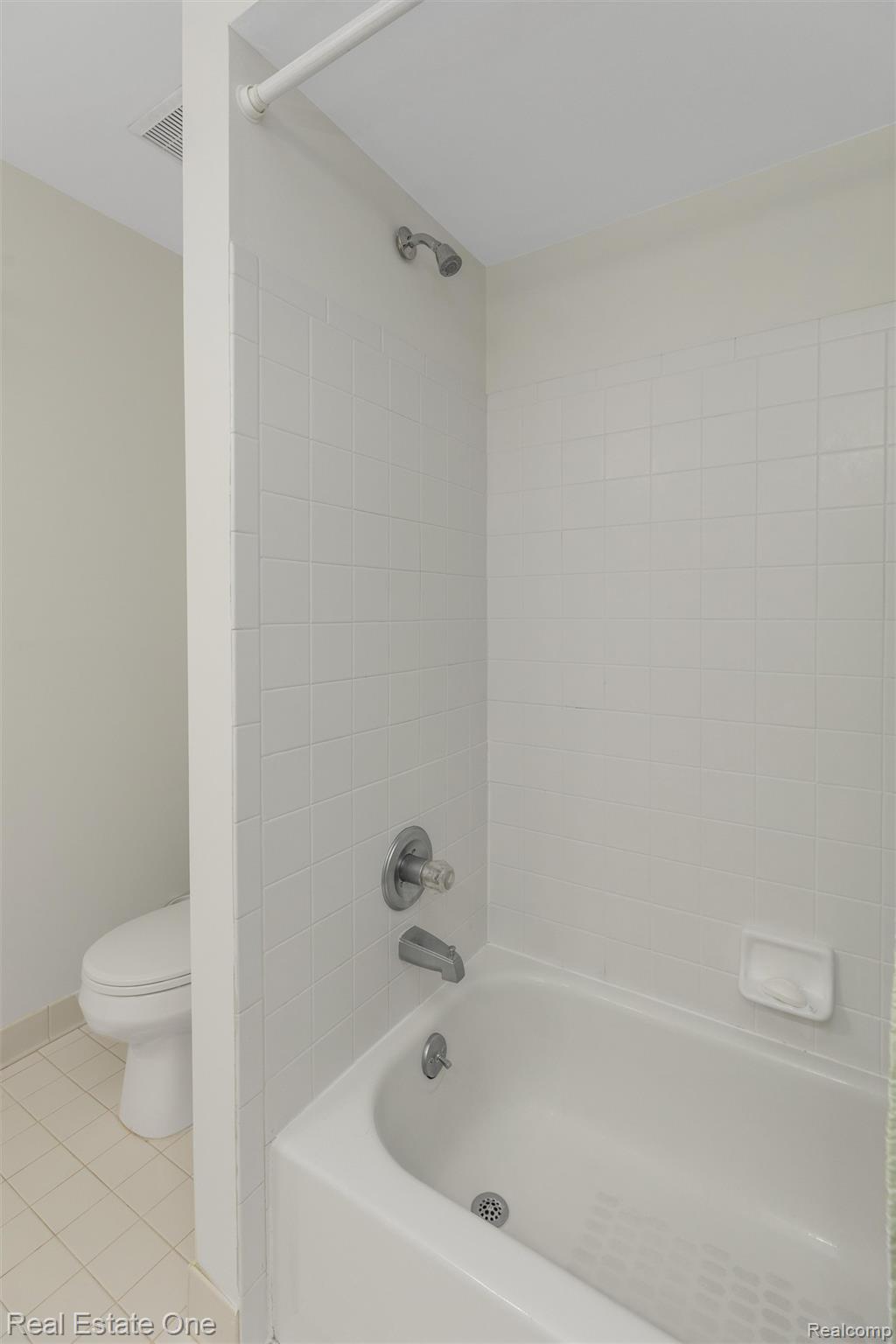 2877 W Bloomfield Oaks Drive