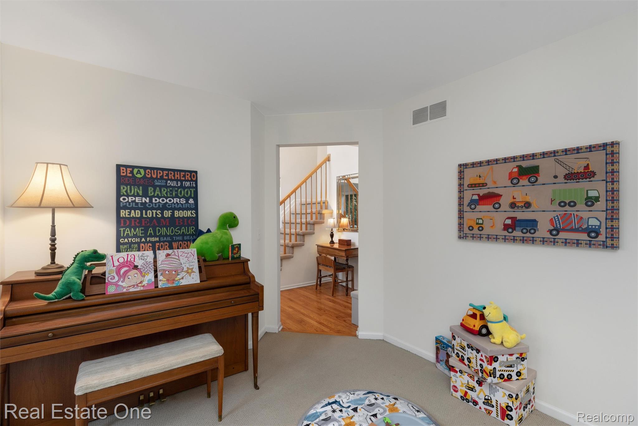 2877 W Bloomfield Oaks Drive