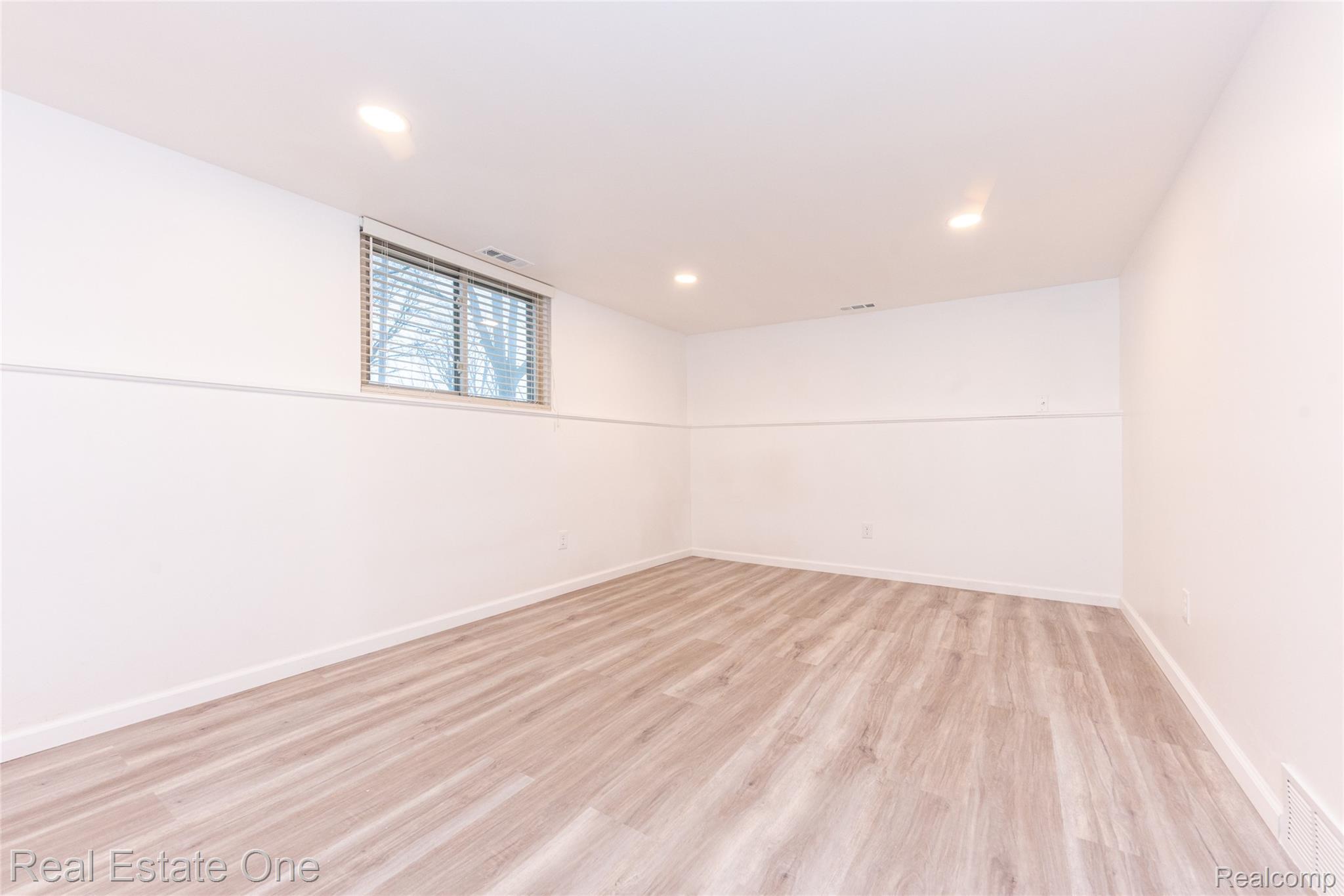 29489 Geraldine Road