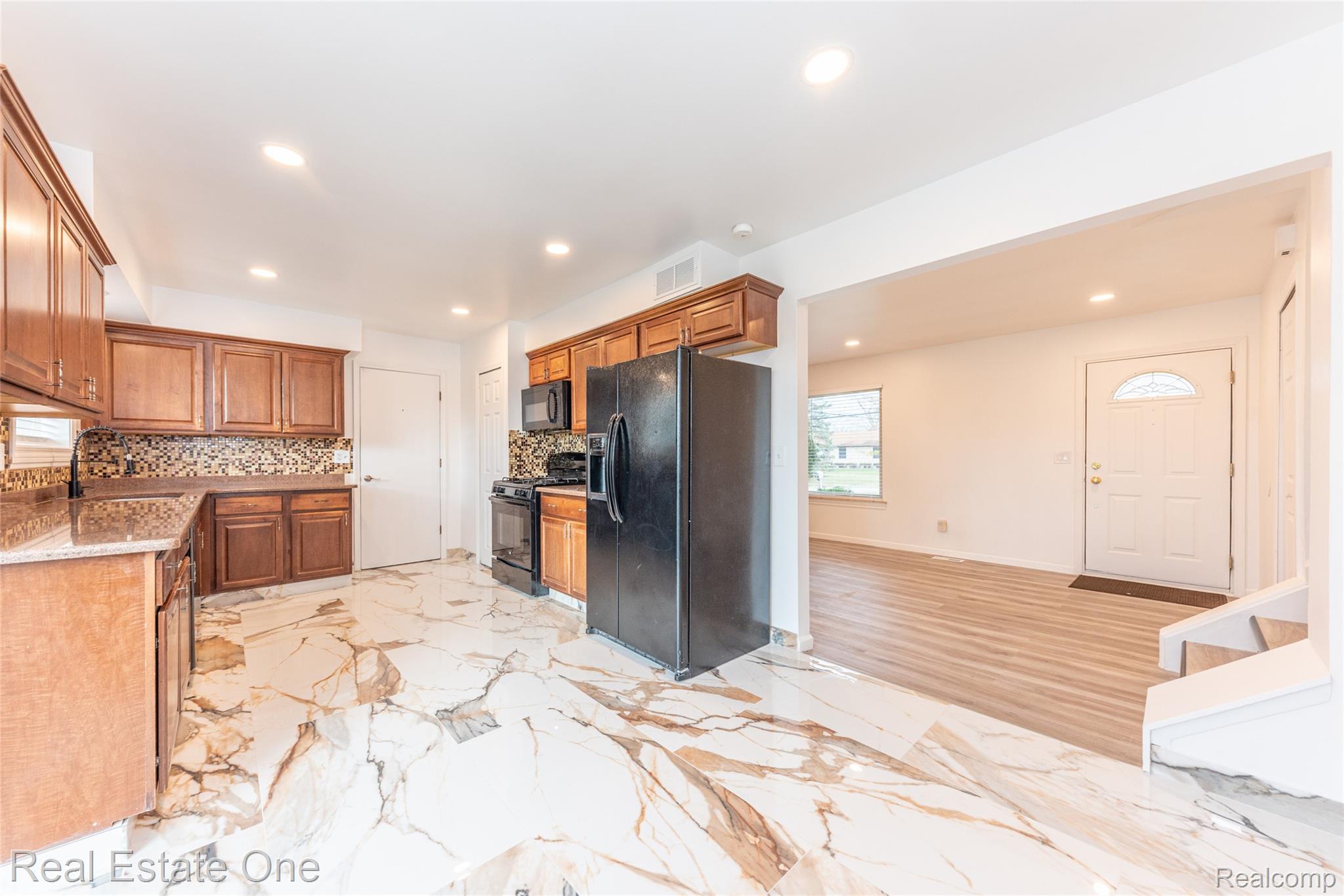 29489 Geraldine Road