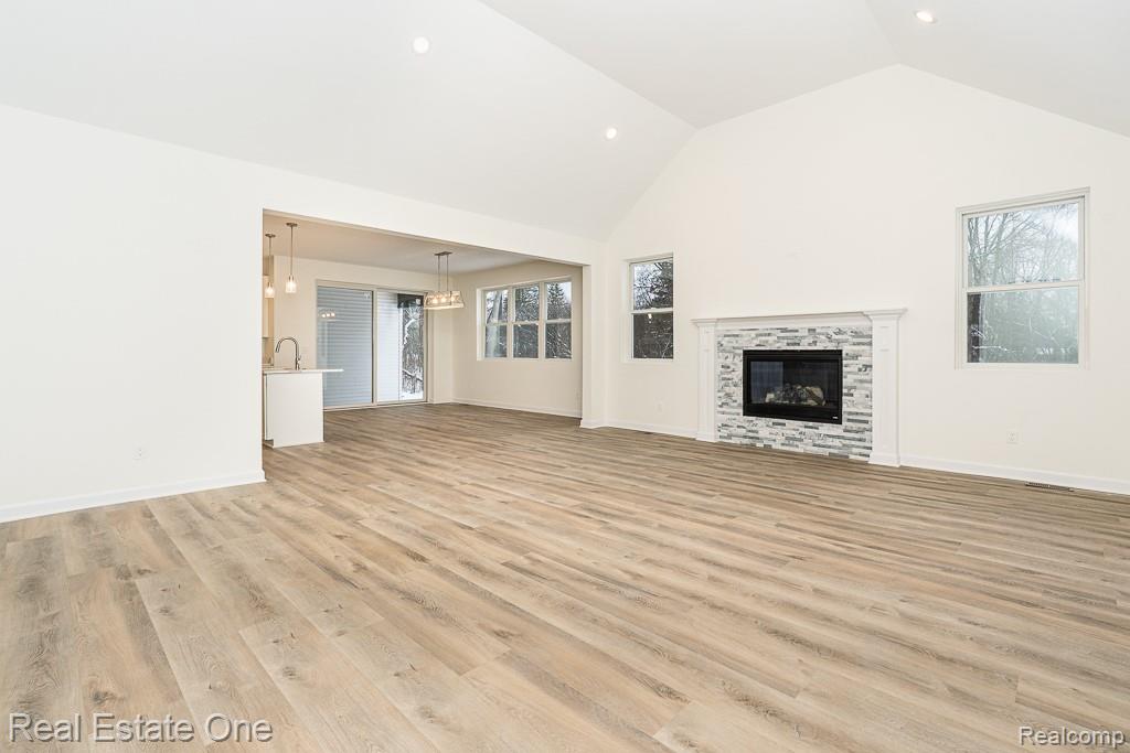 225 E Predmore Road