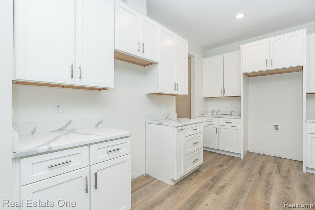 225 E Predmore Road