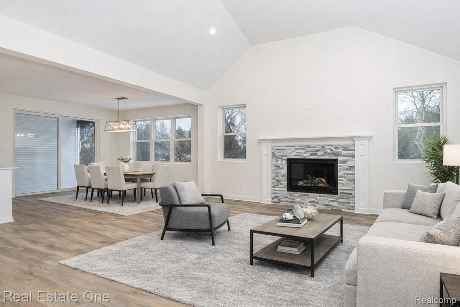 225 E Predmore Road