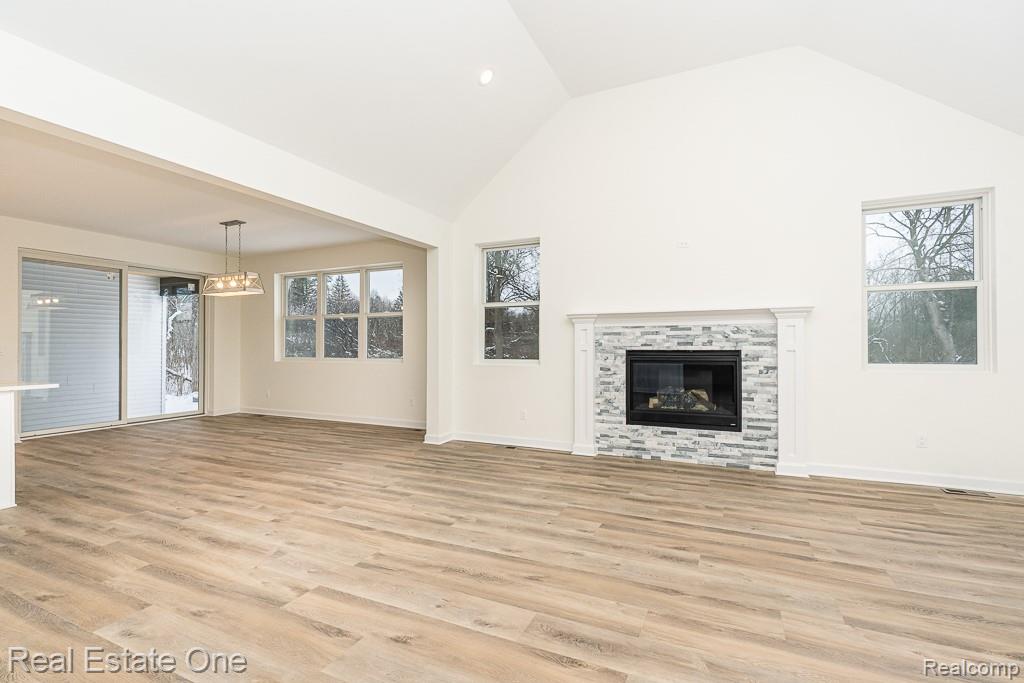 225 E Predmore Road