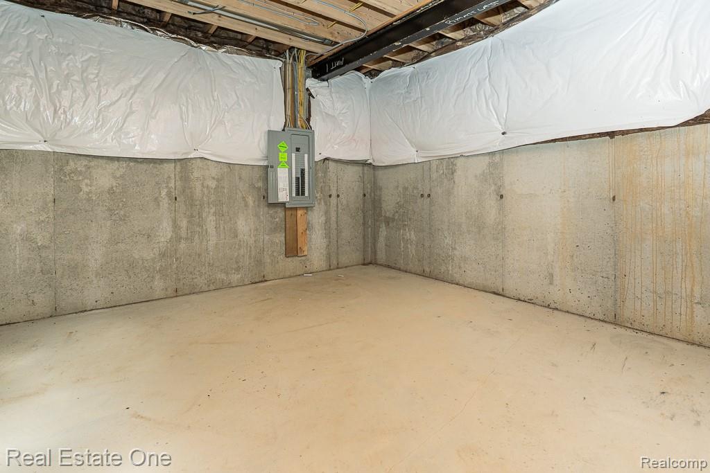 225 E Predmore Road