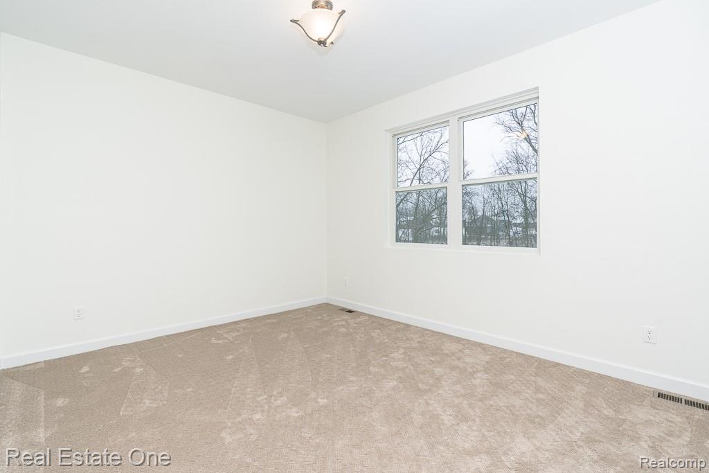 225 E Predmore Road