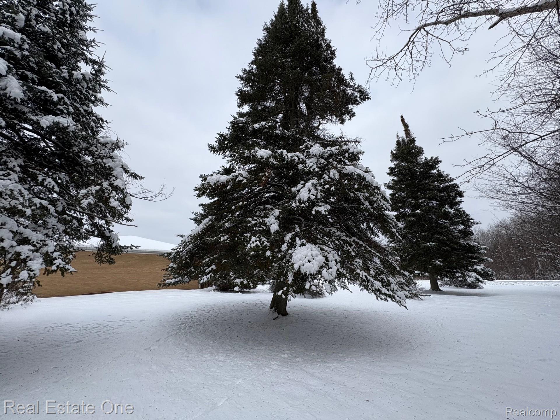 2855 E County Line Road
