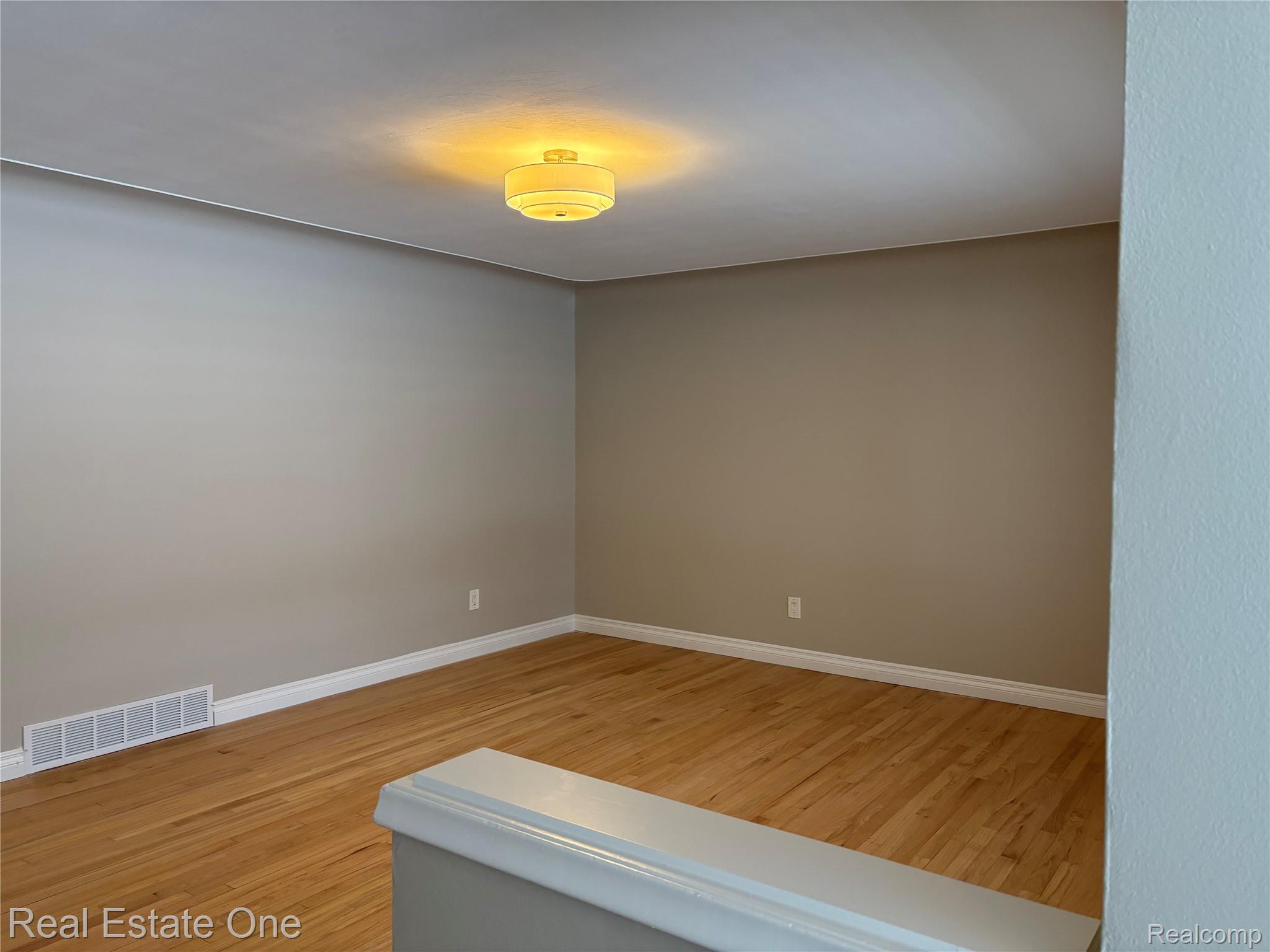 53314 Starlite Drive