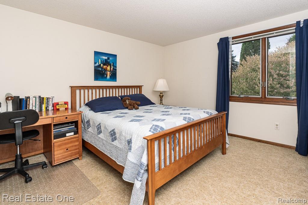1574 Devonshire Drive