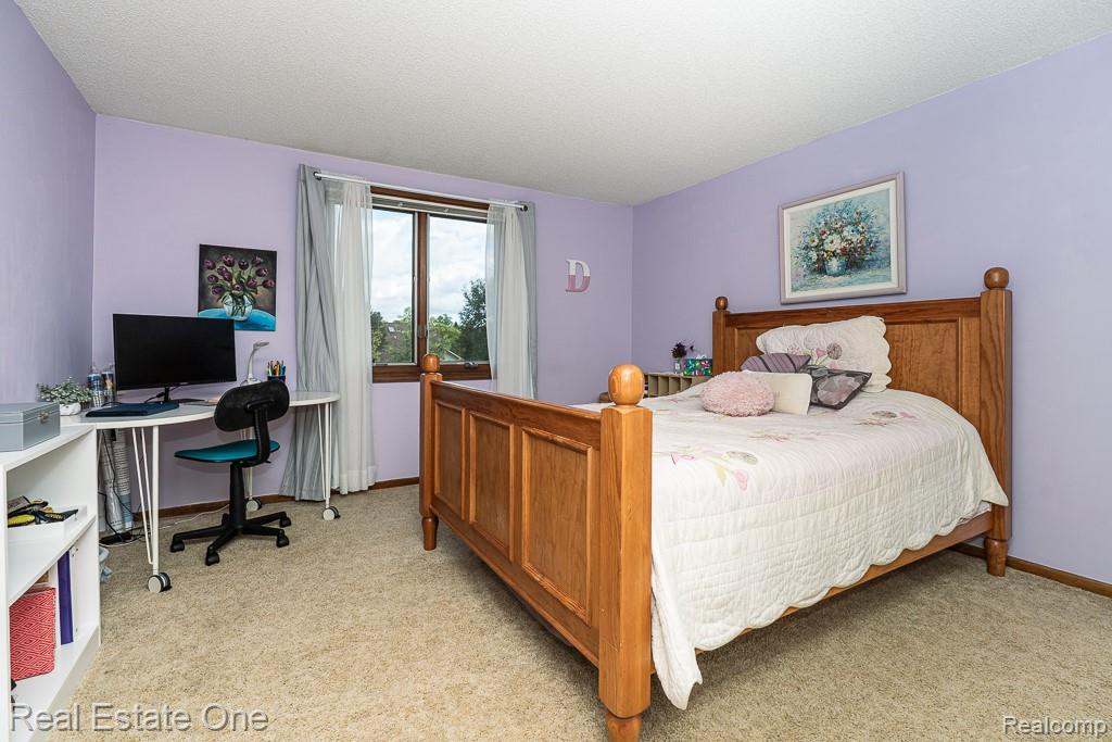 1574 Devonshire Drive