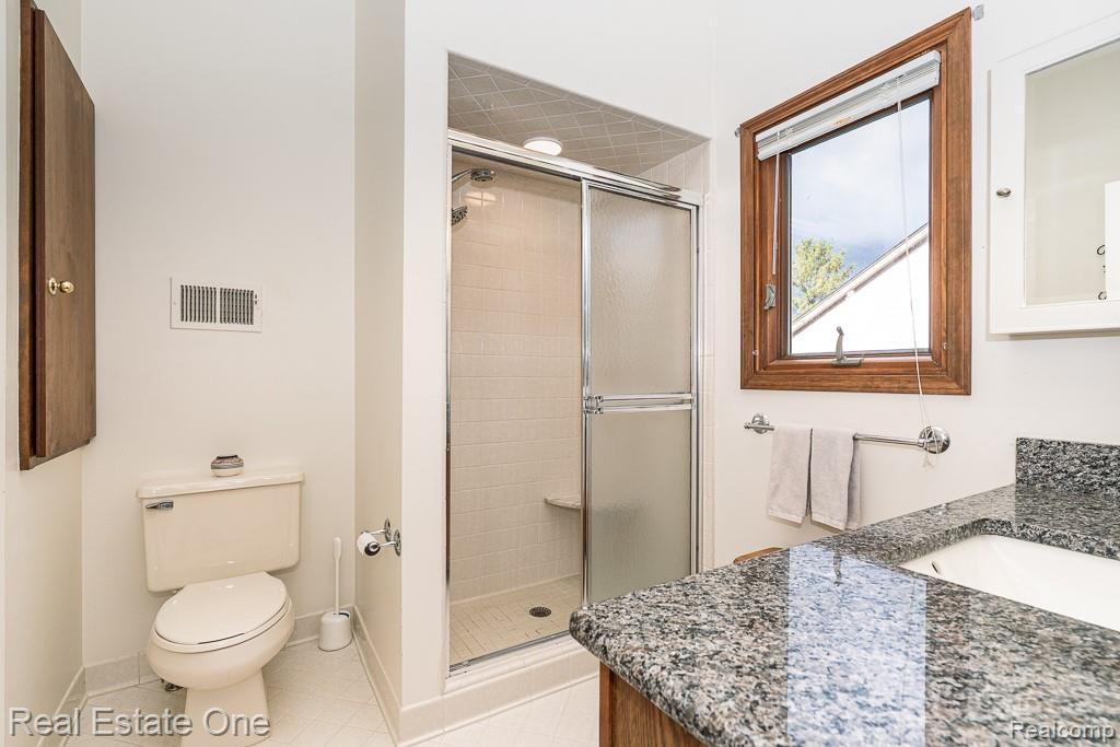 1574 Devonshire Drive