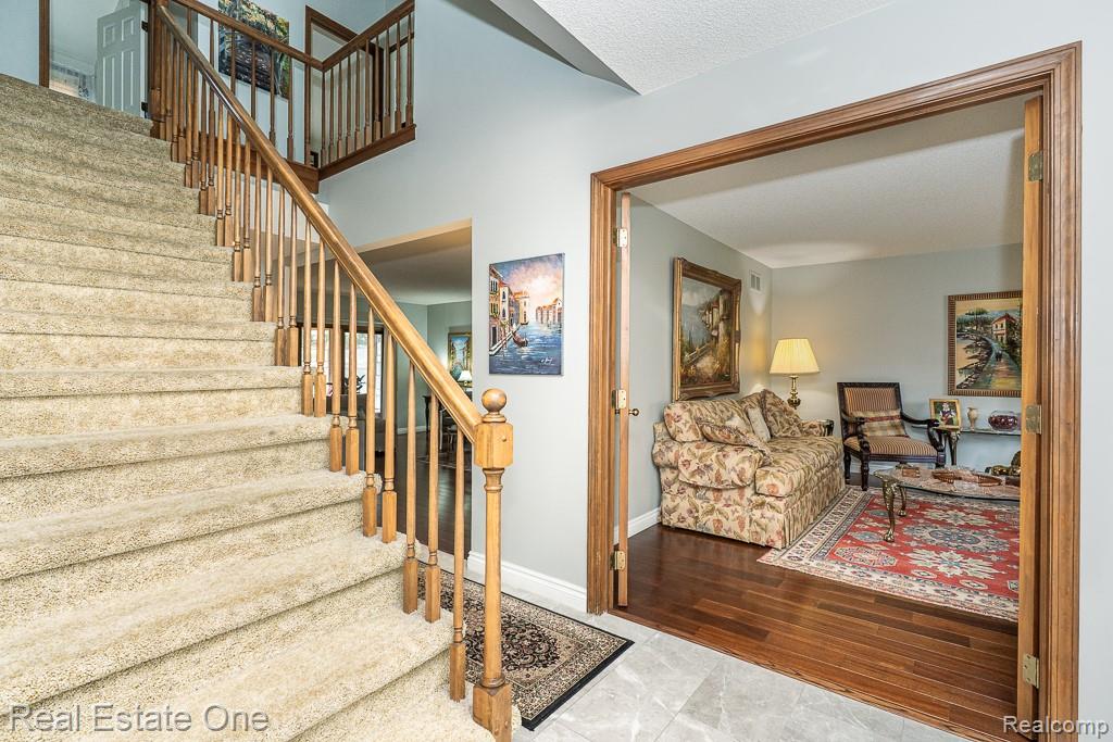1574 Devonshire Drive