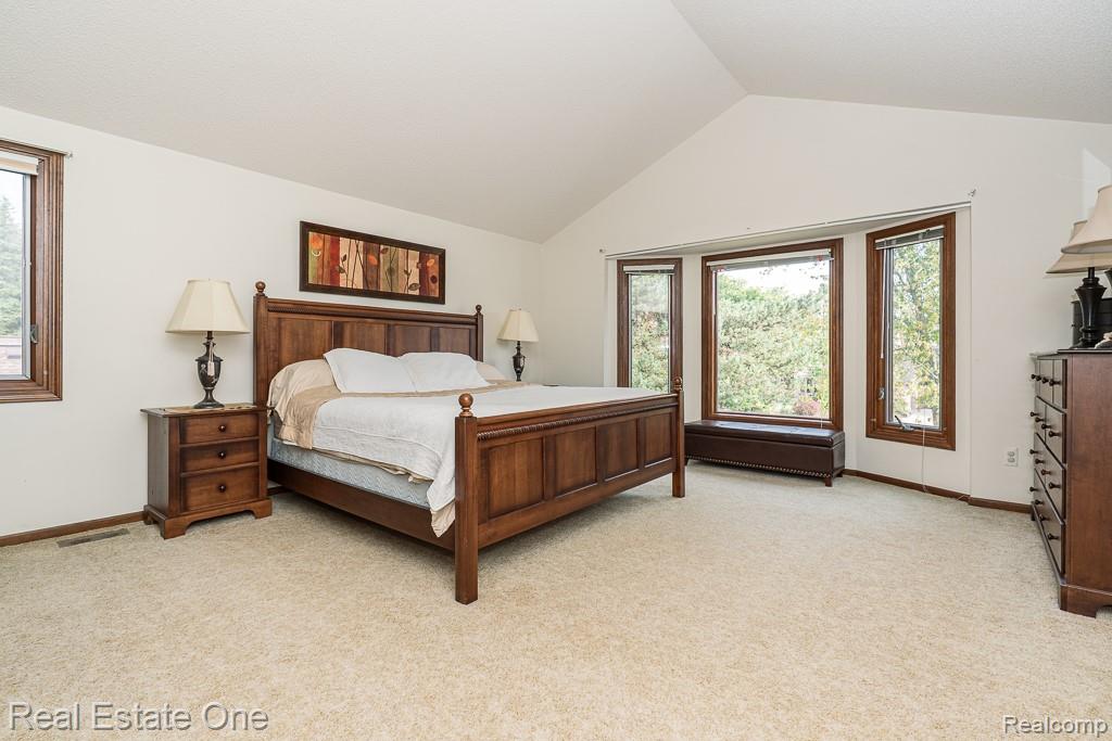 1574 Devonshire Drive