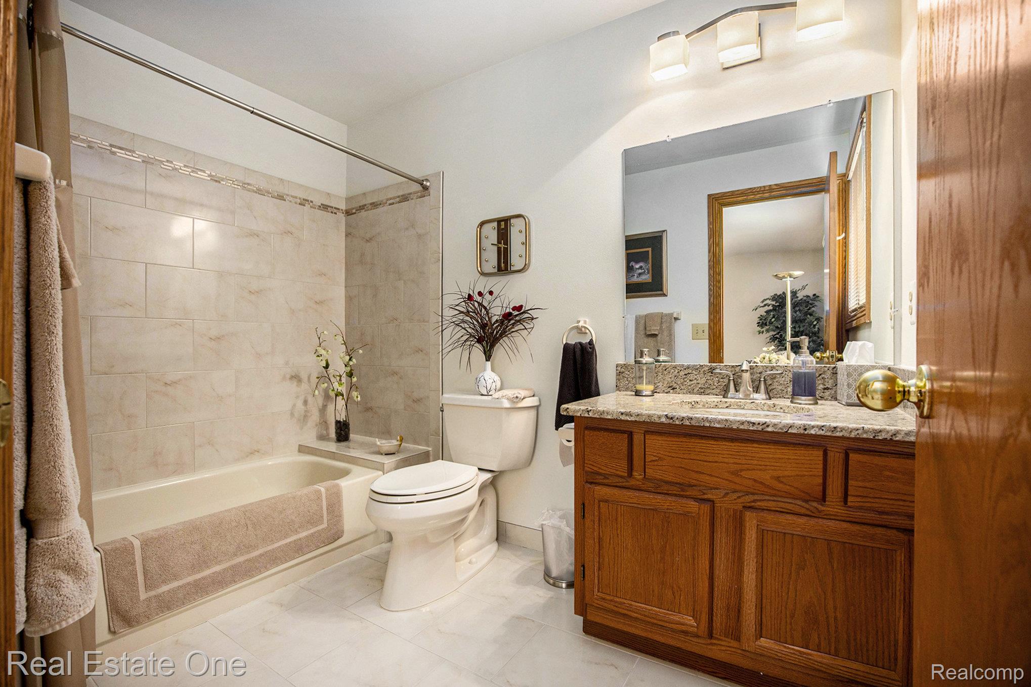 2191 Rochelle Park Drive Unit: 63