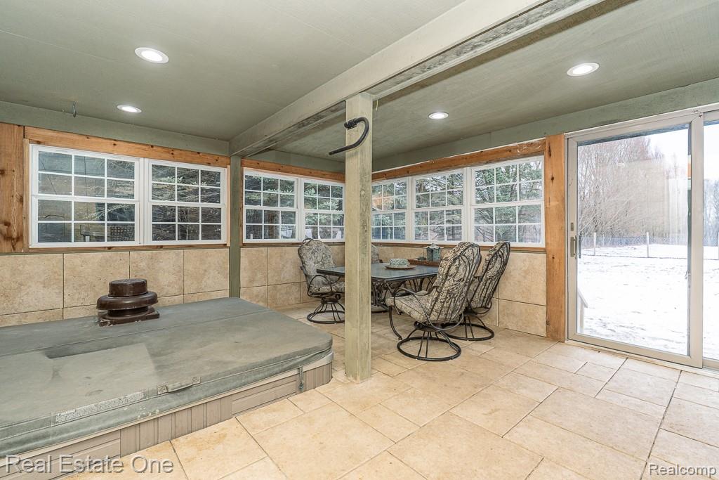 820 Quatro Lane