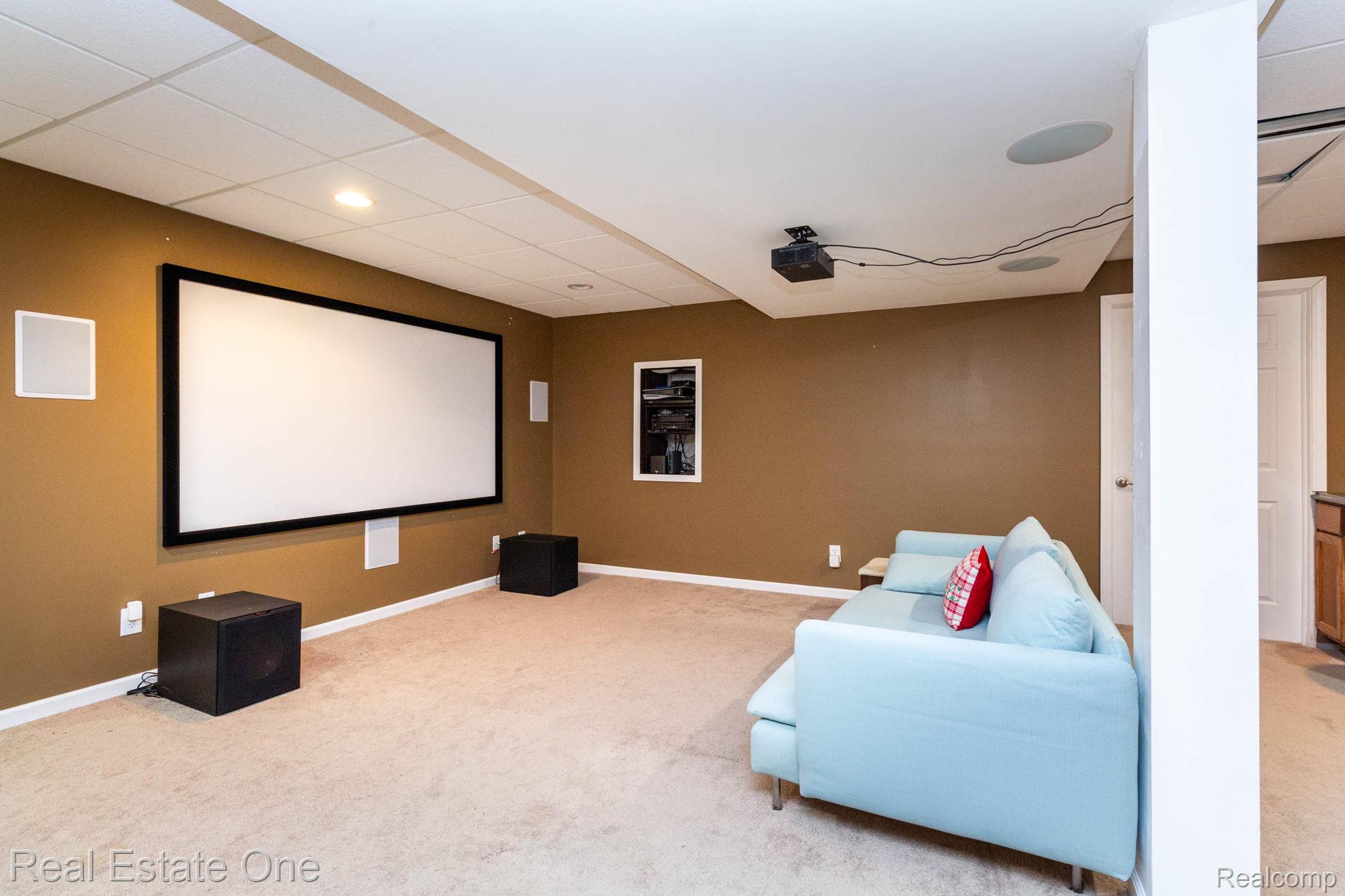 6536 Chatham Circle