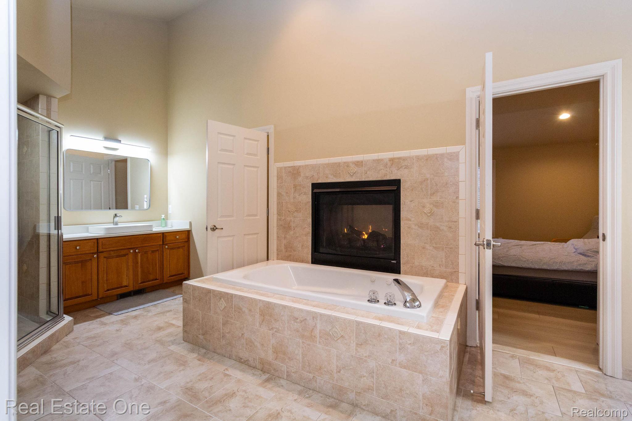6536 Chatham Circle