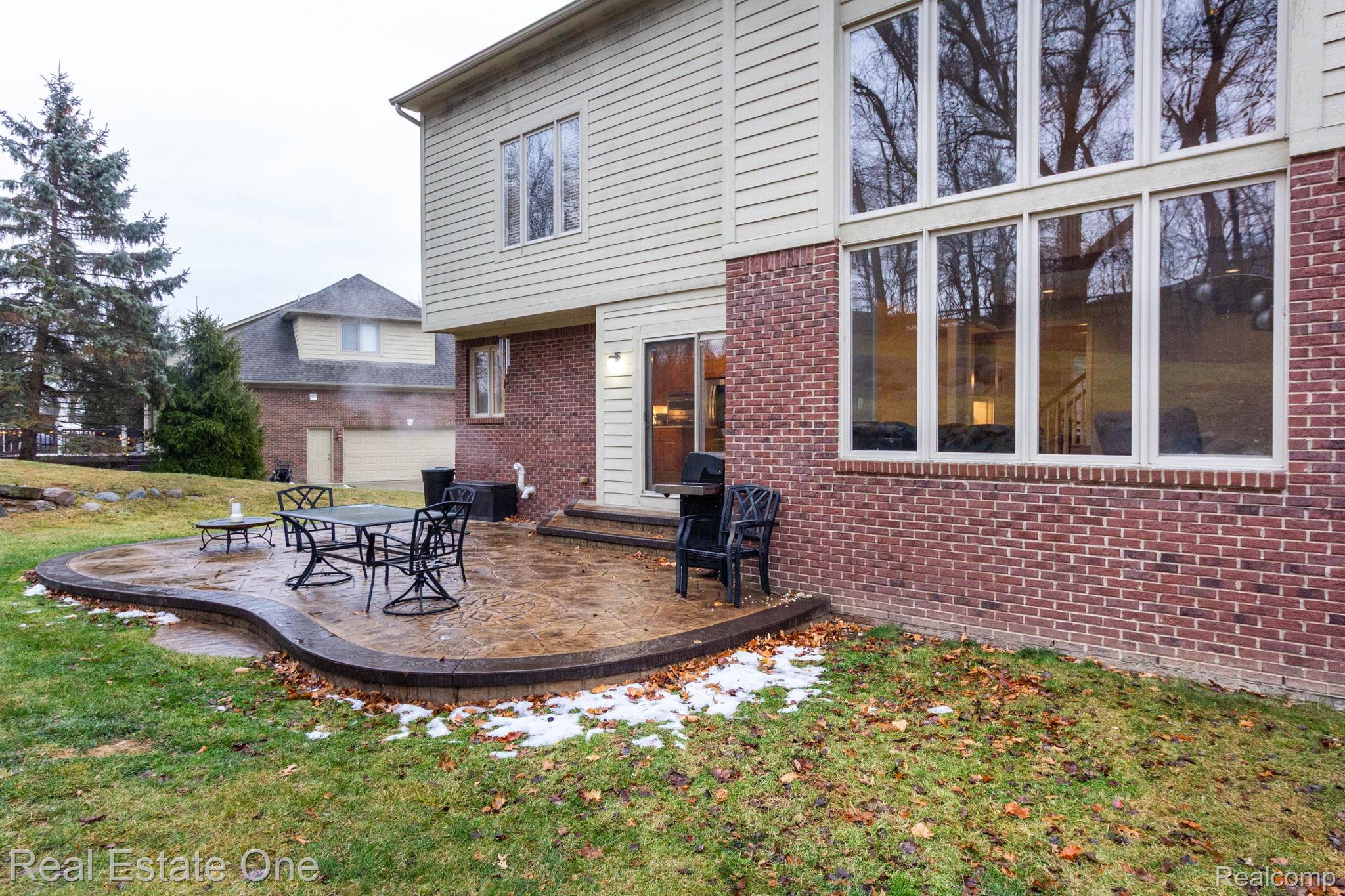 6536 Chatham Circle