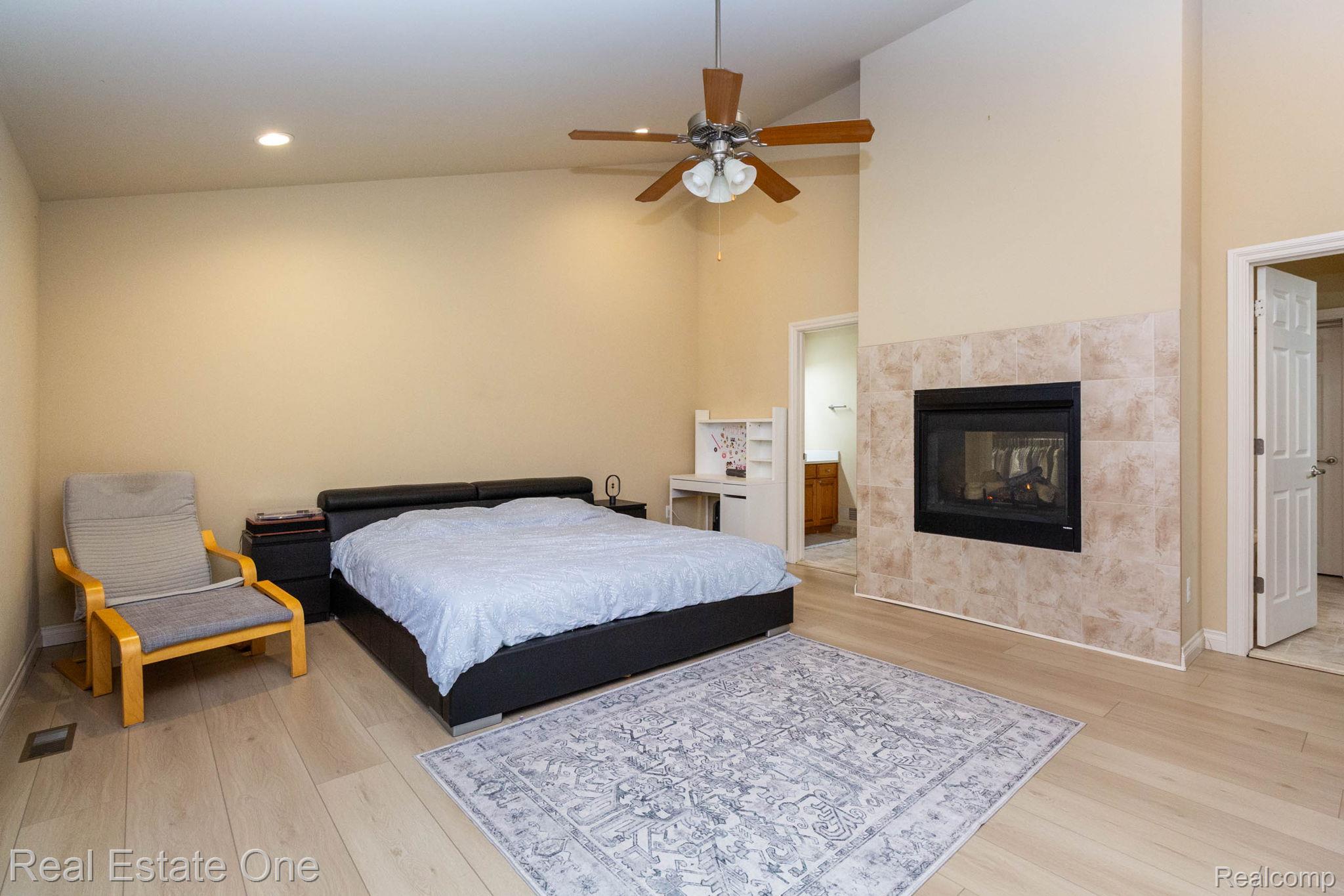 6536 Chatham Circle