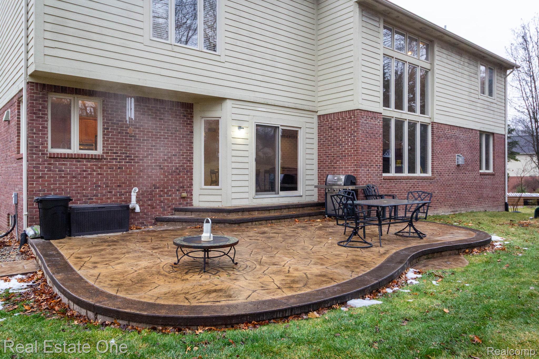 6536 Chatham Circle