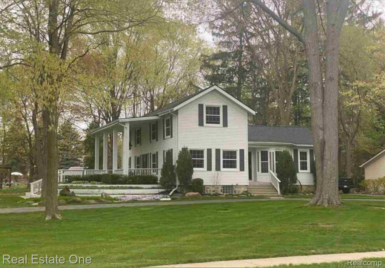 22601 W Main Street
