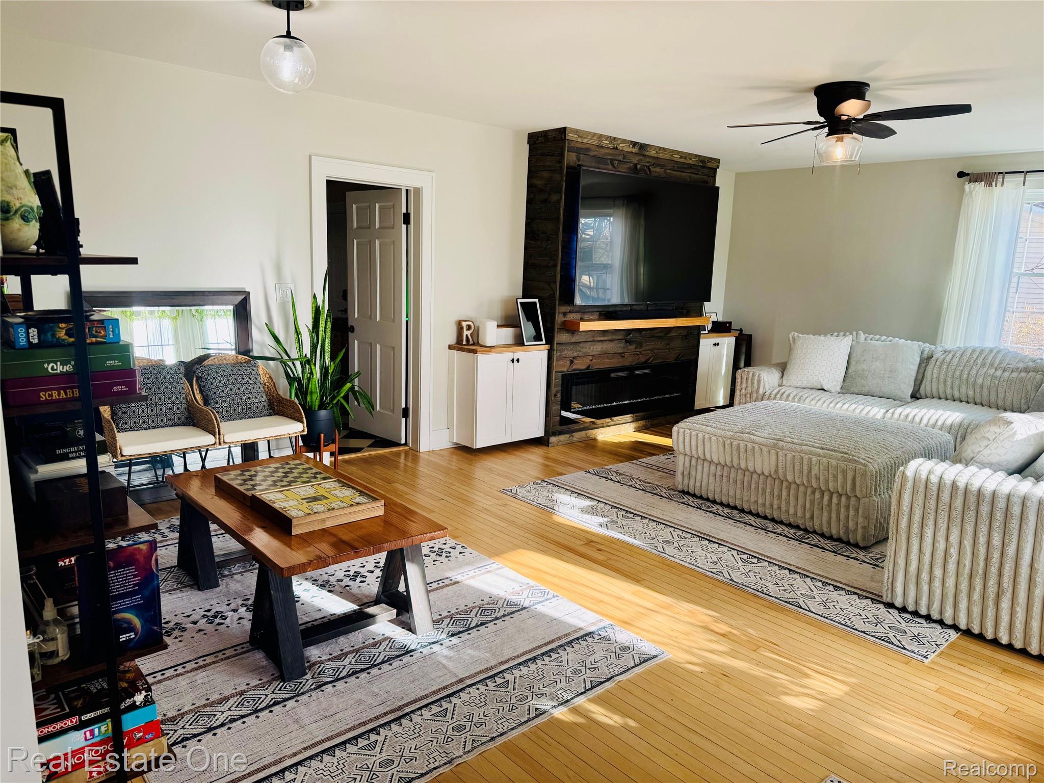 22601 W Main Street