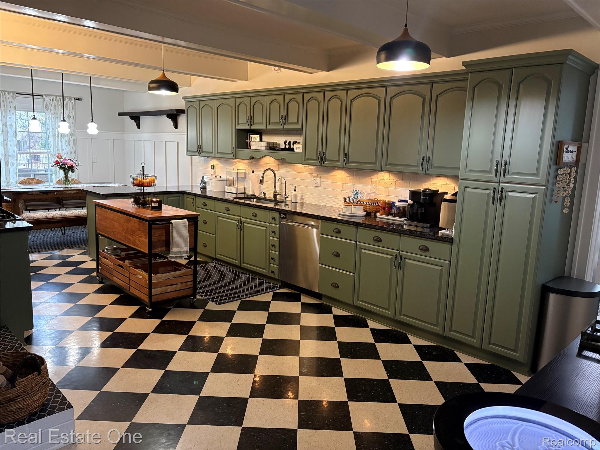 22601 W Main Street