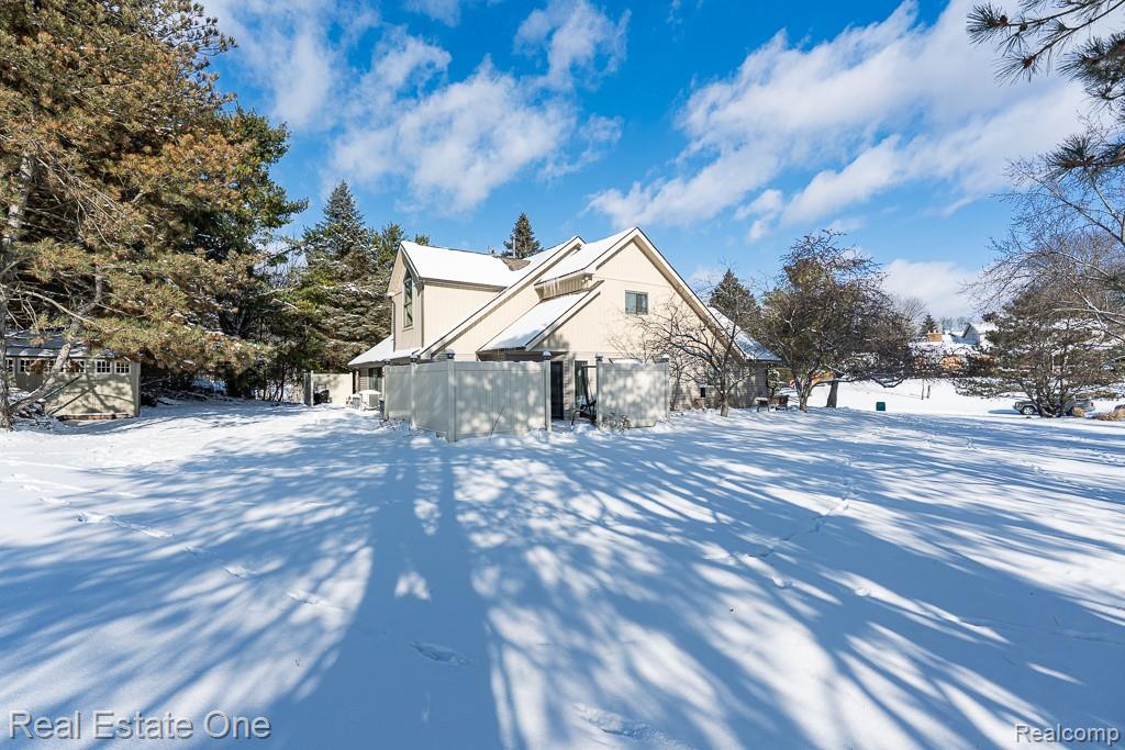 1217 Eagle Nest Drive