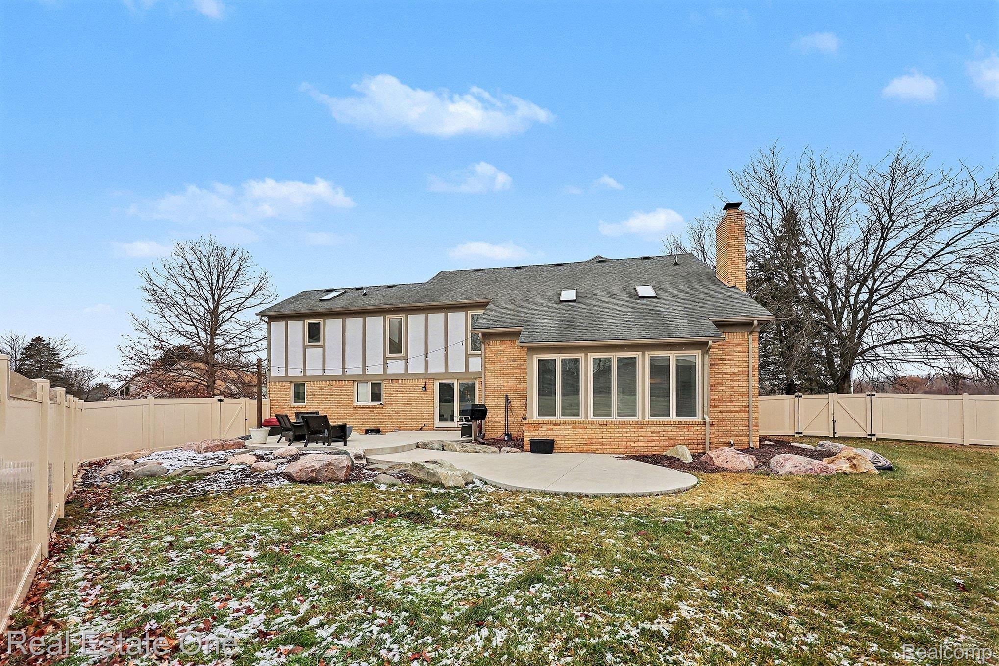 54990 Sherwood Lane