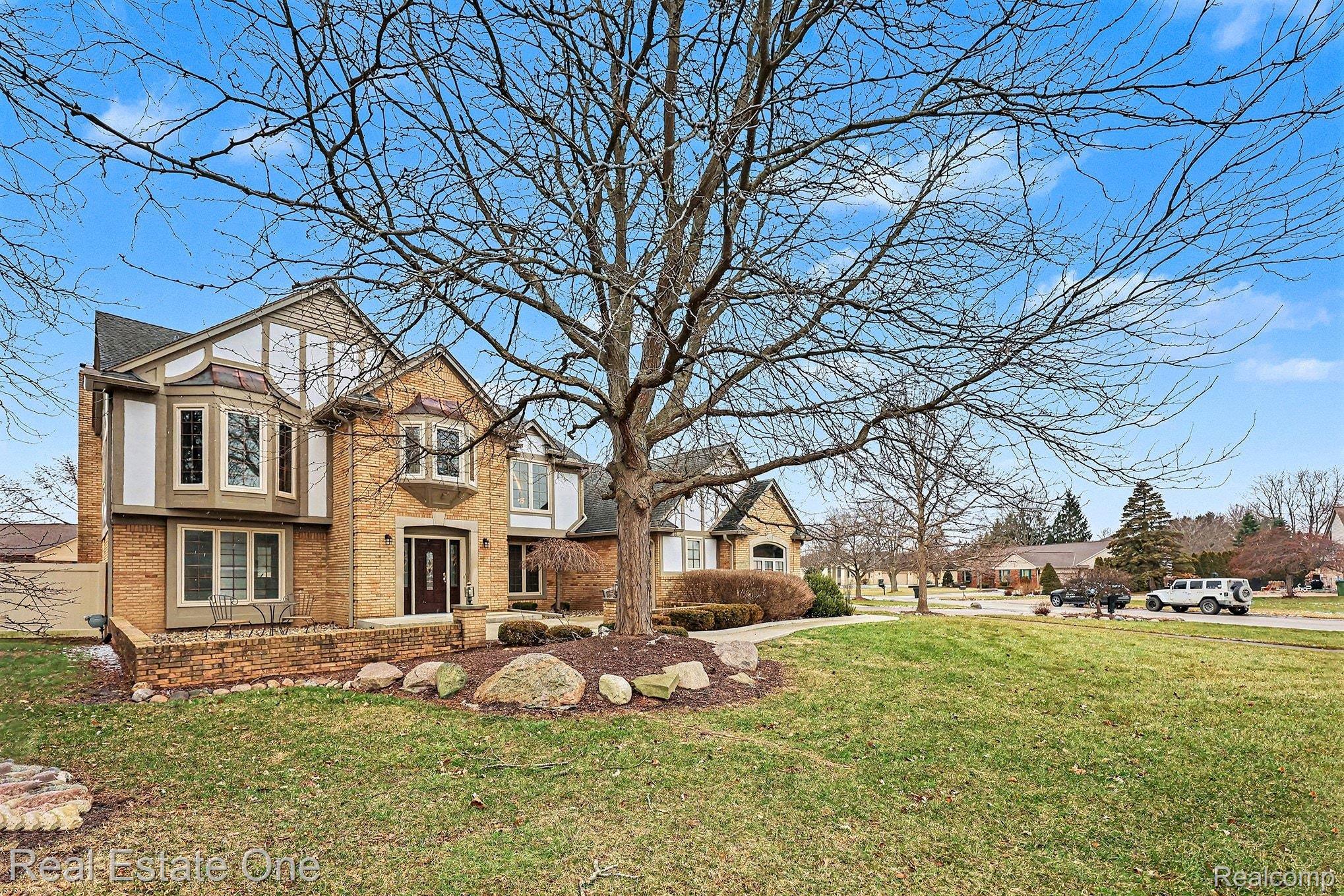 54990 Sherwood Lane