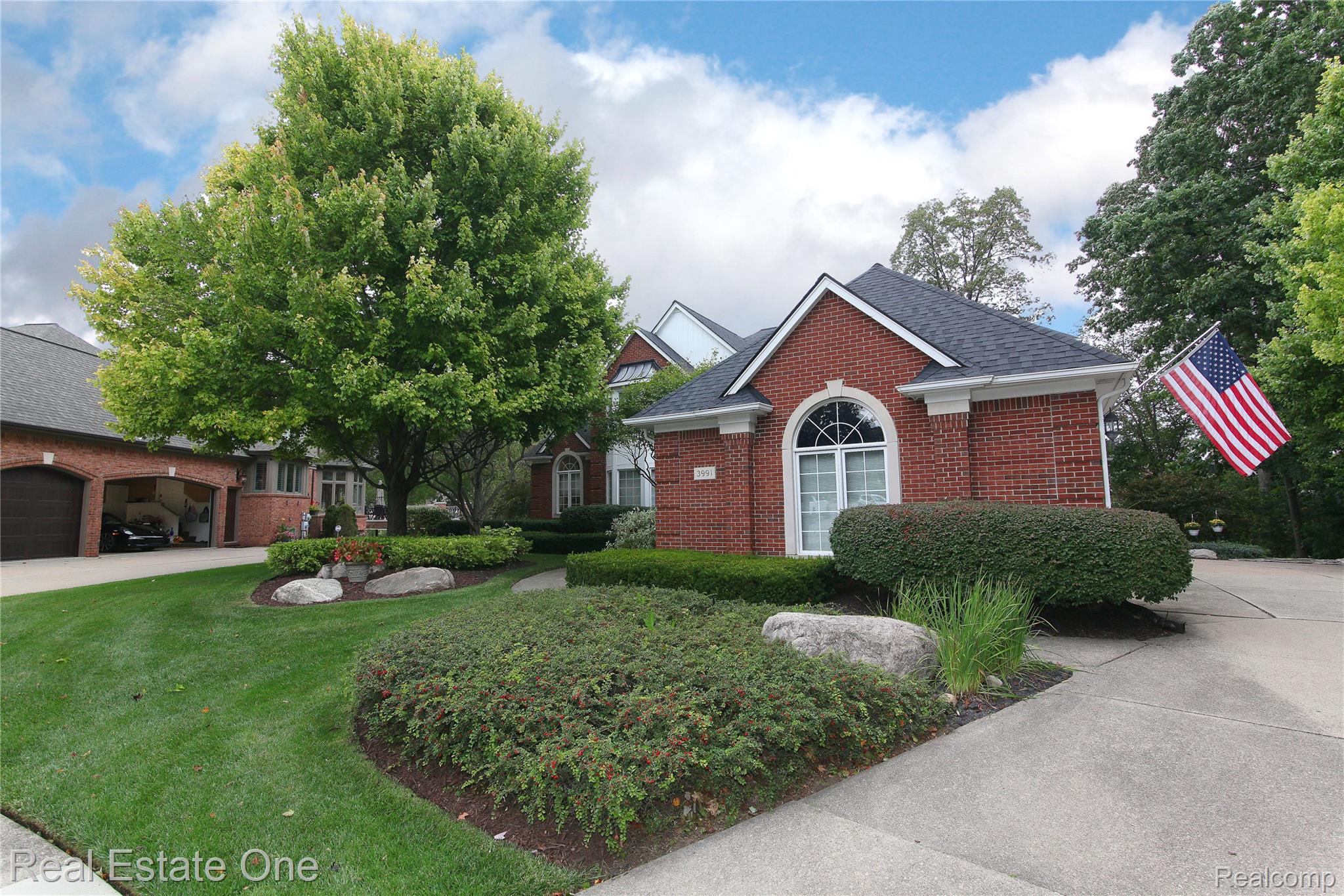 3991 Oakfield Court