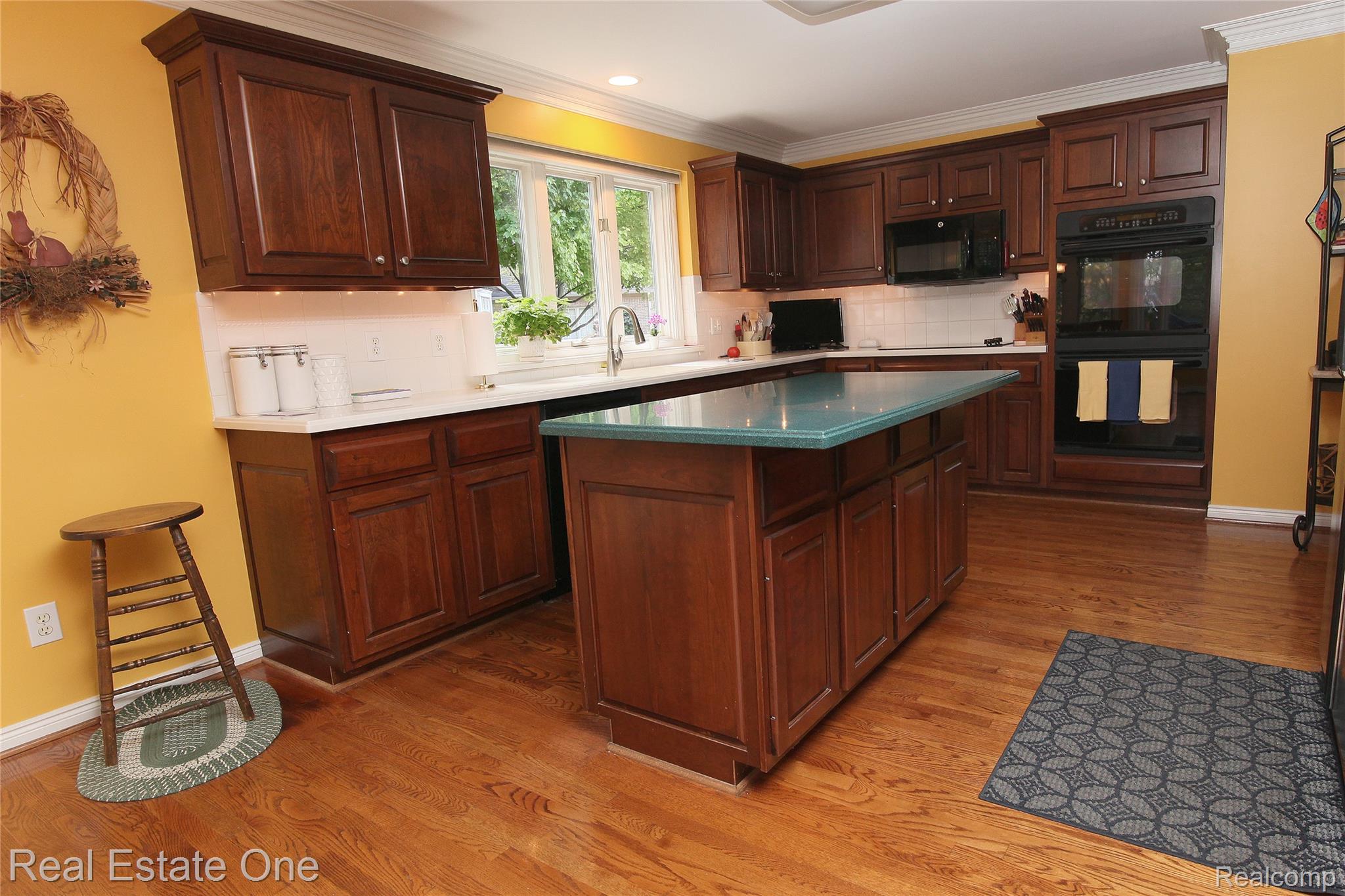 3991 Oakfield Court
