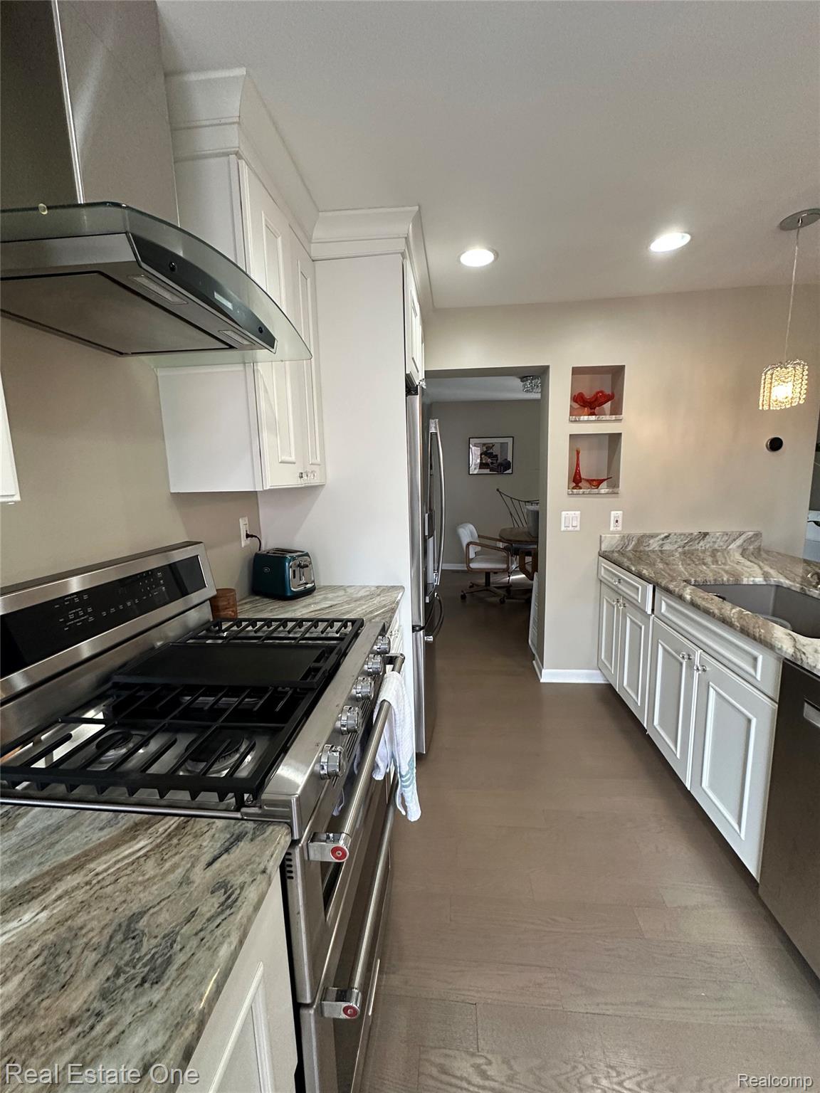 410 Willow Grove Lane