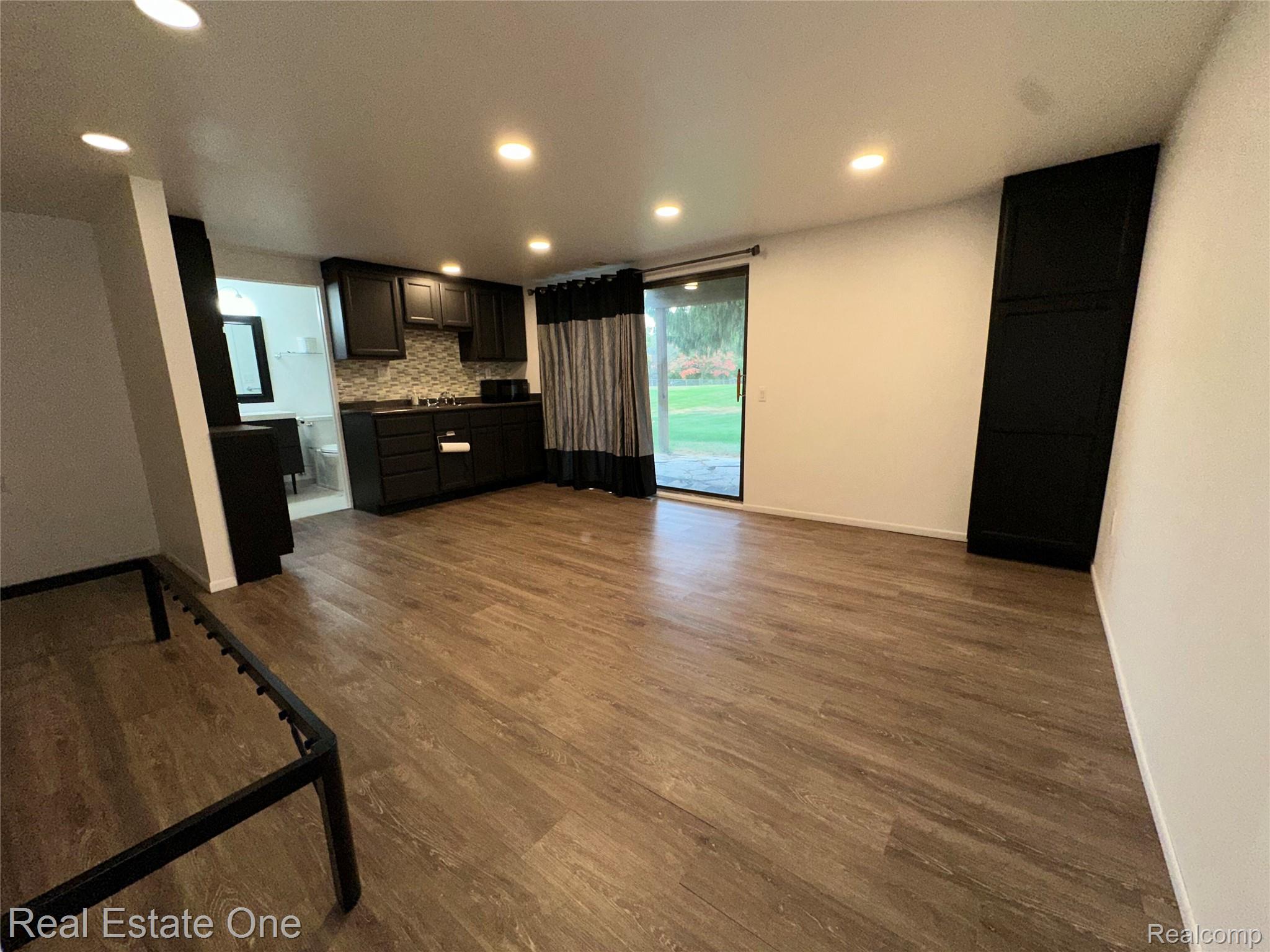 410 Willow Grove Lane