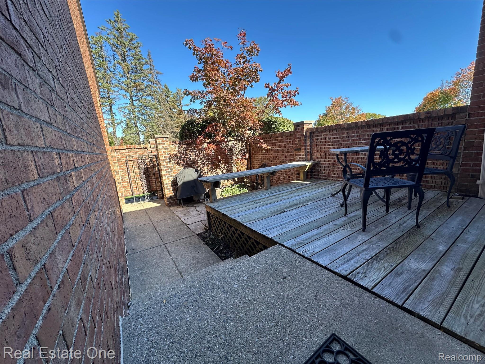 410 Willow Grove Lane