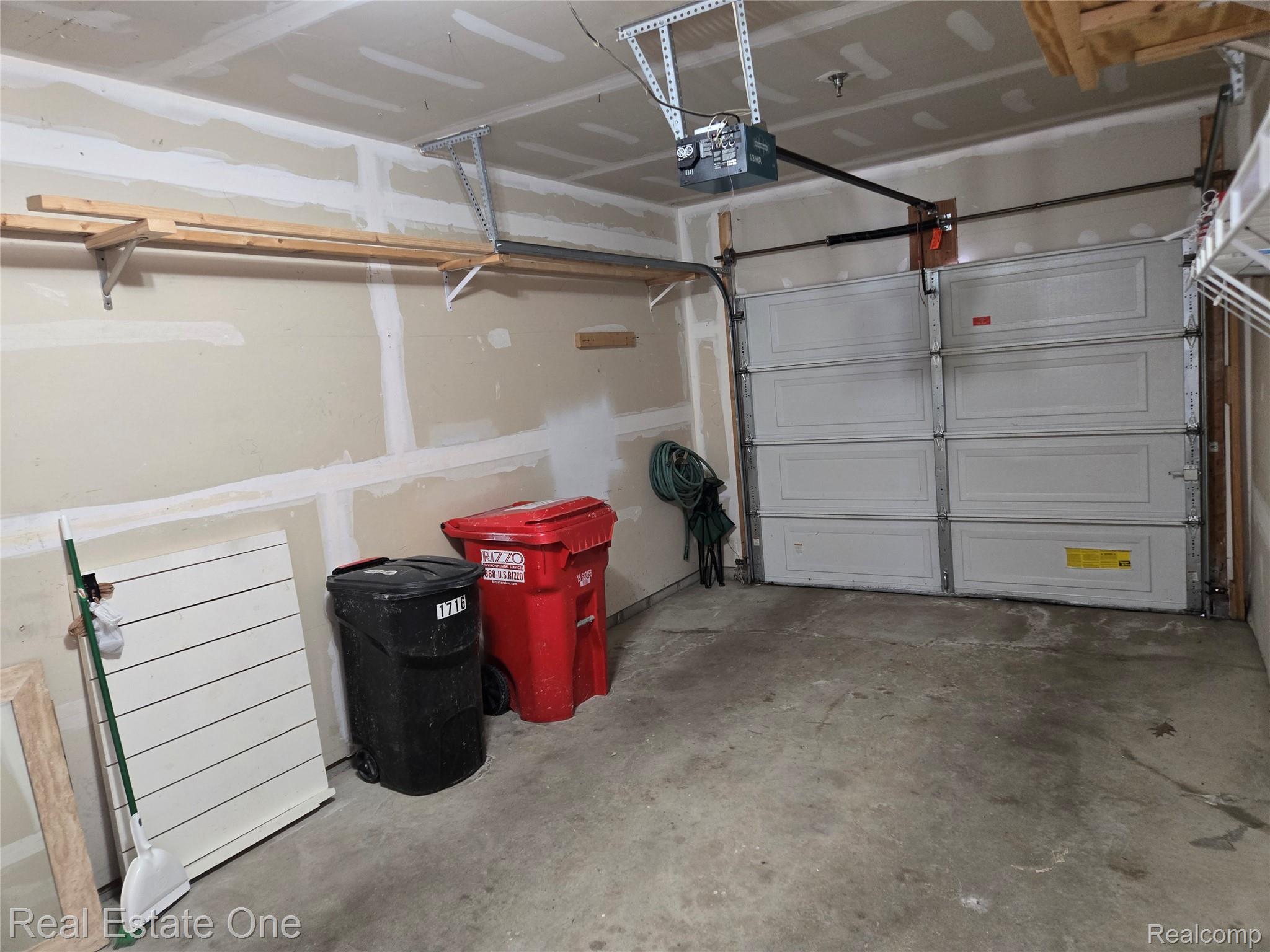 1716 DEEPWOOD Circle Unit: 43