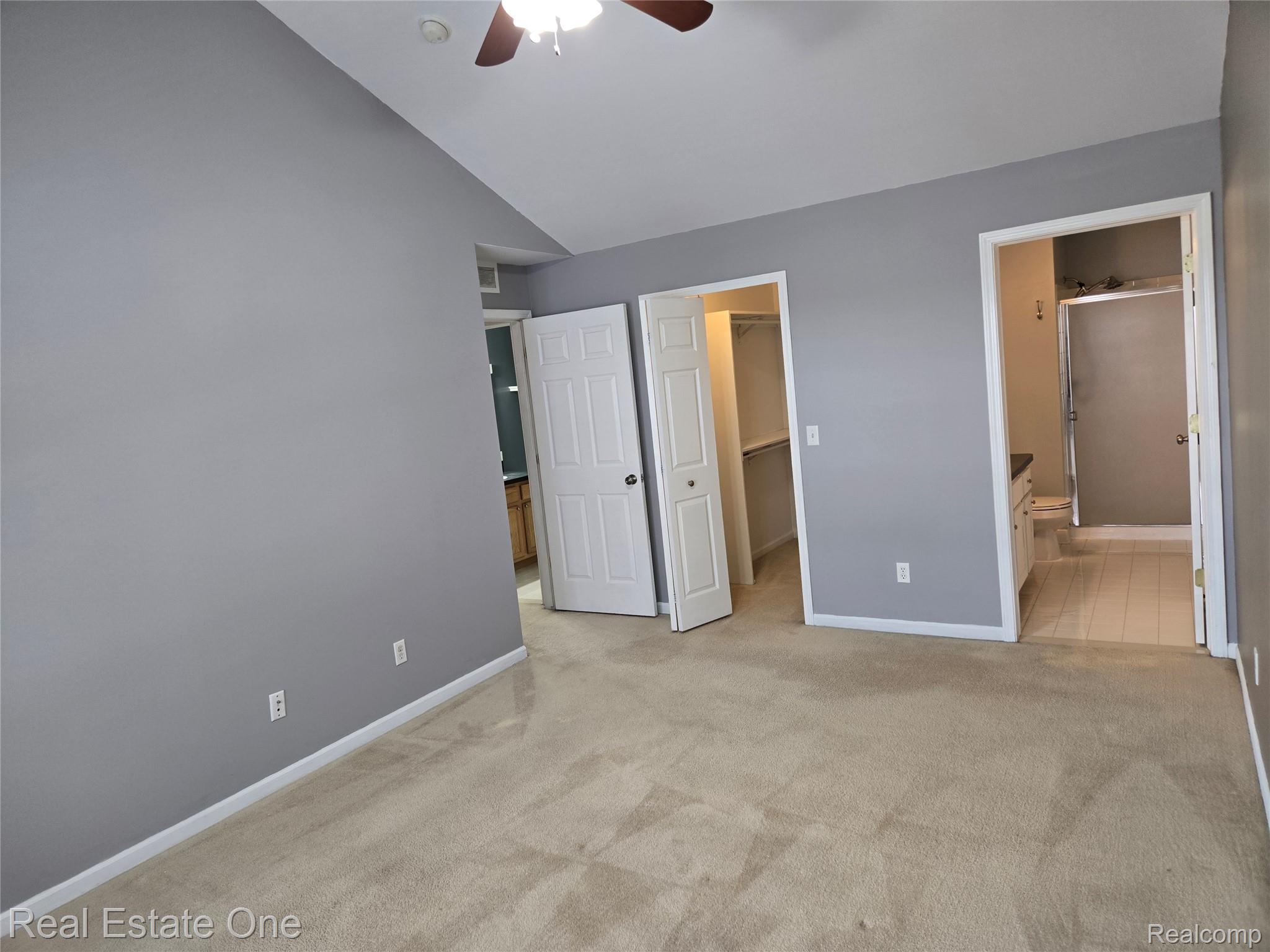 1716 DEEPWOOD Circle Unit: 43