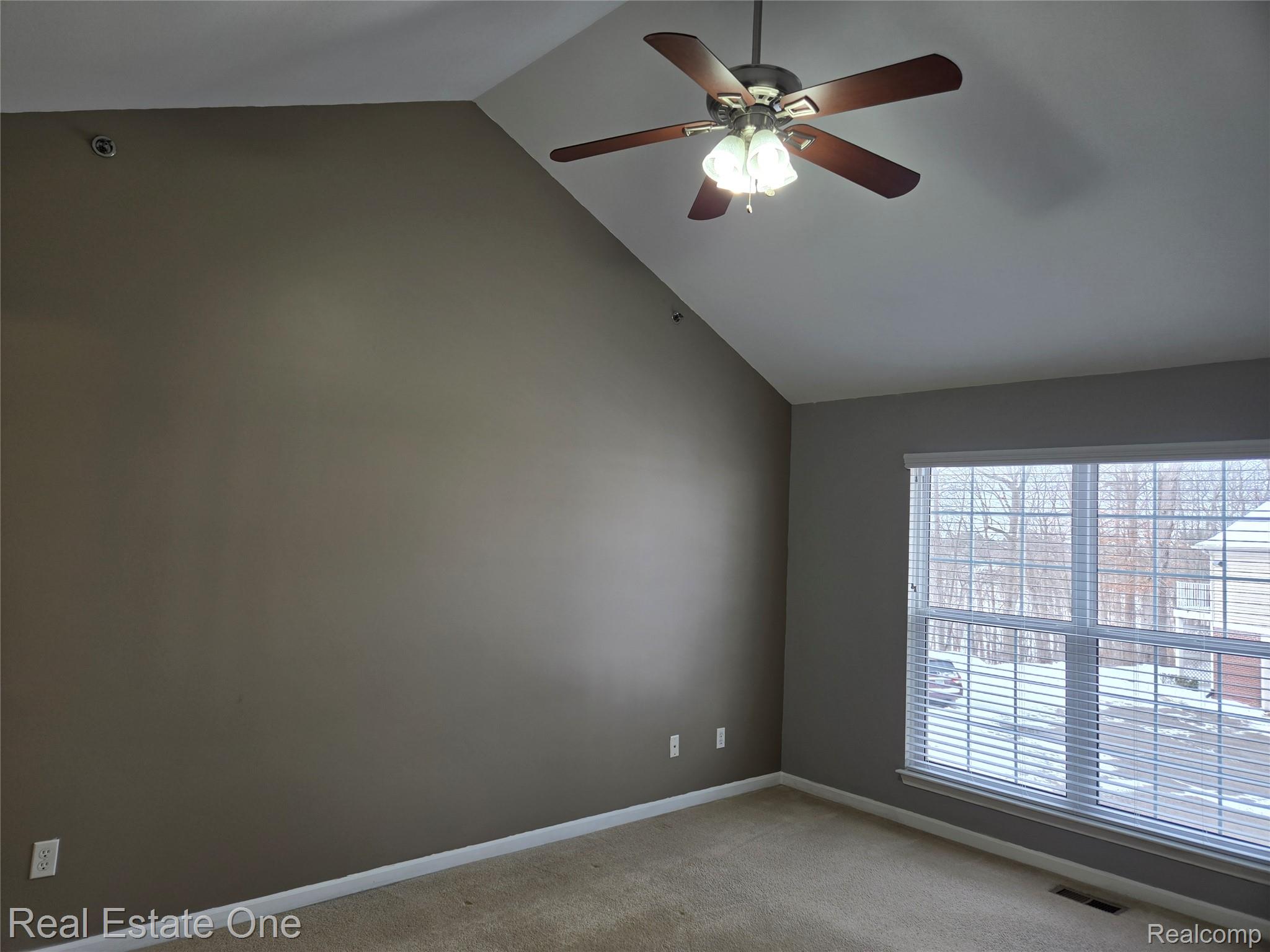 1716 DEEPWOOD Circle Unit: 43