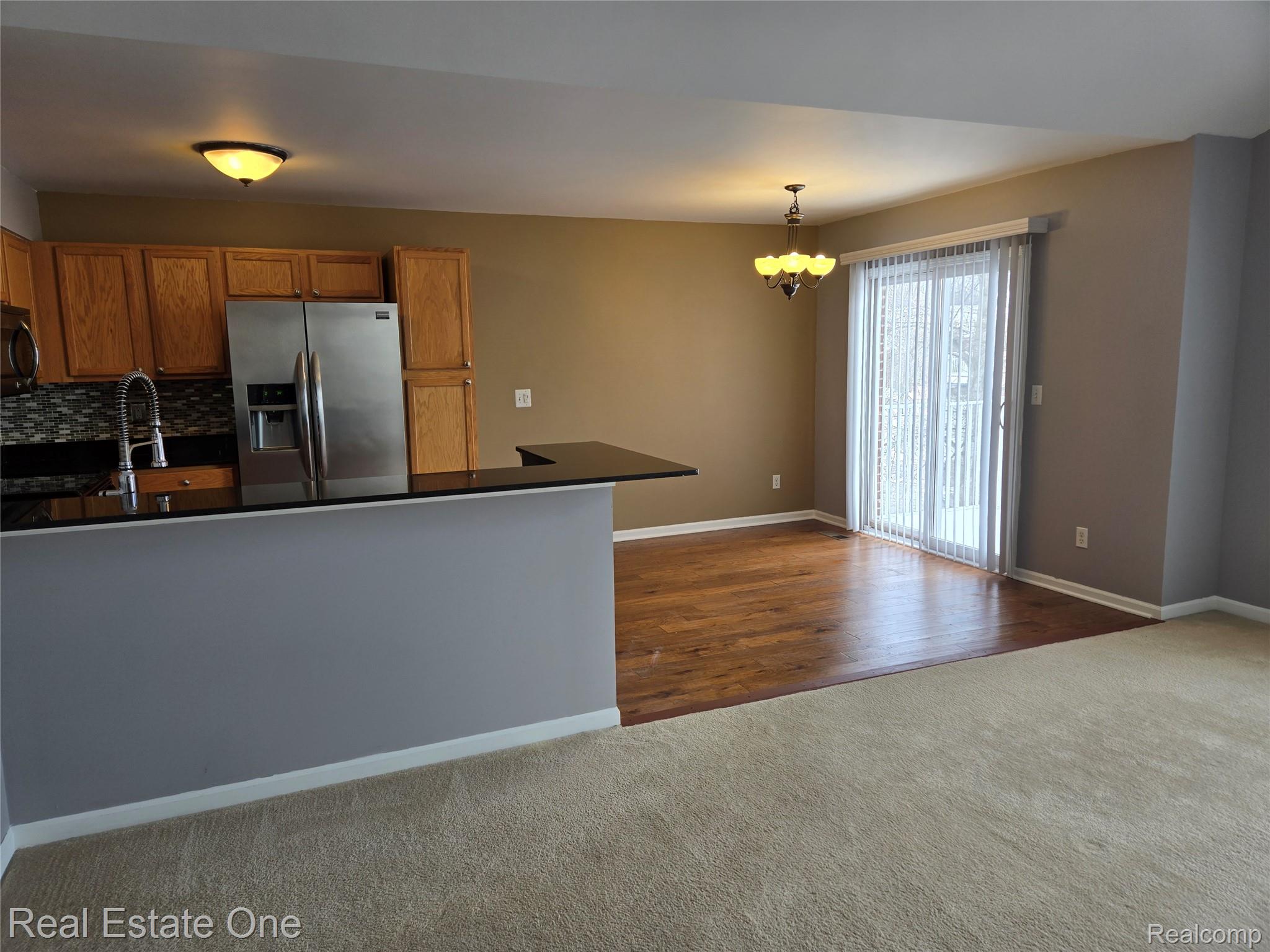 1716 DEEPWOOD Circle Unit: 43
