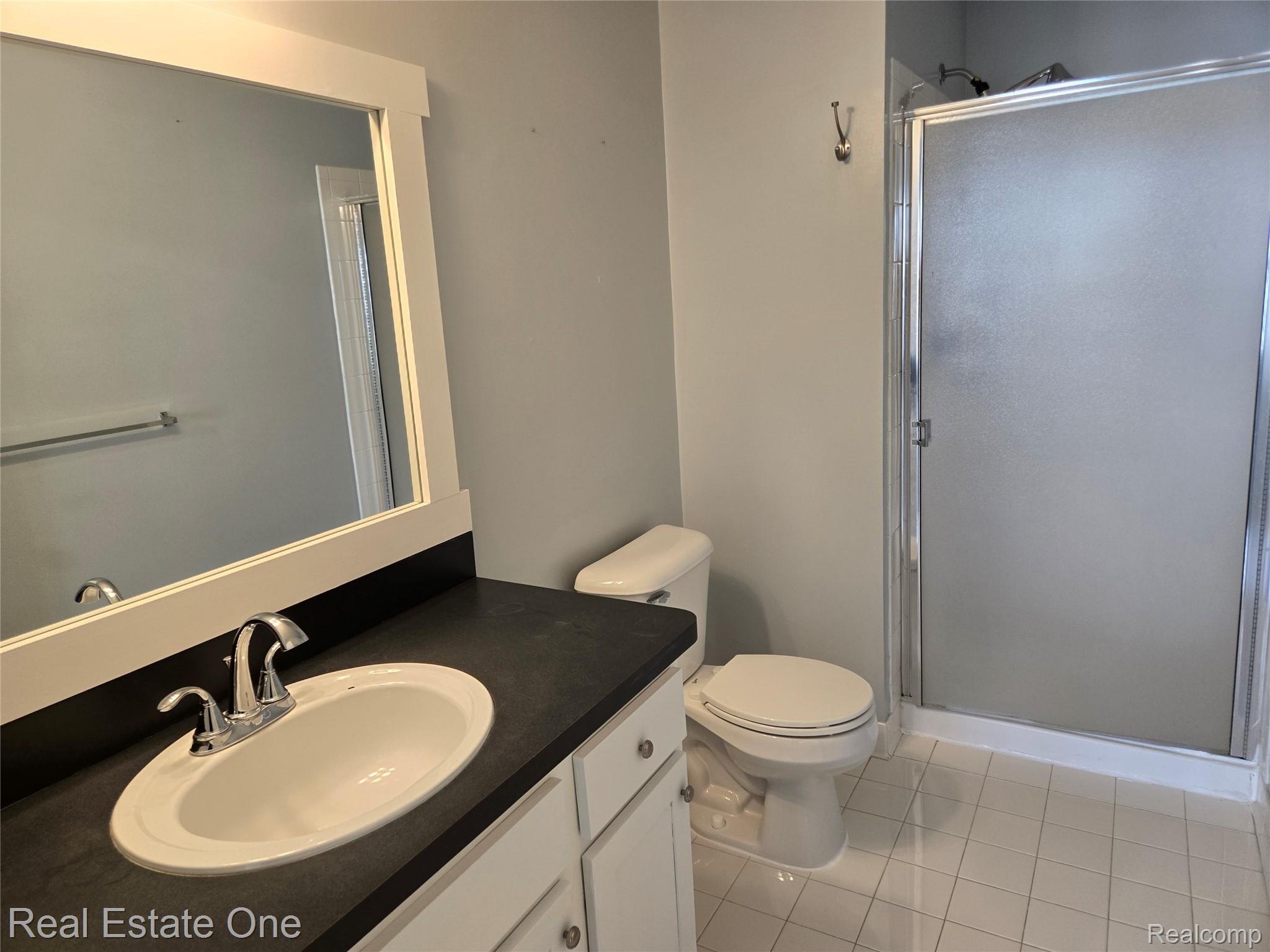 1716 DEEPWOOD Circle Unit: 43