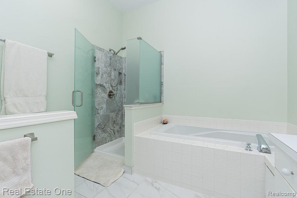 1903 Eagle Pointe
