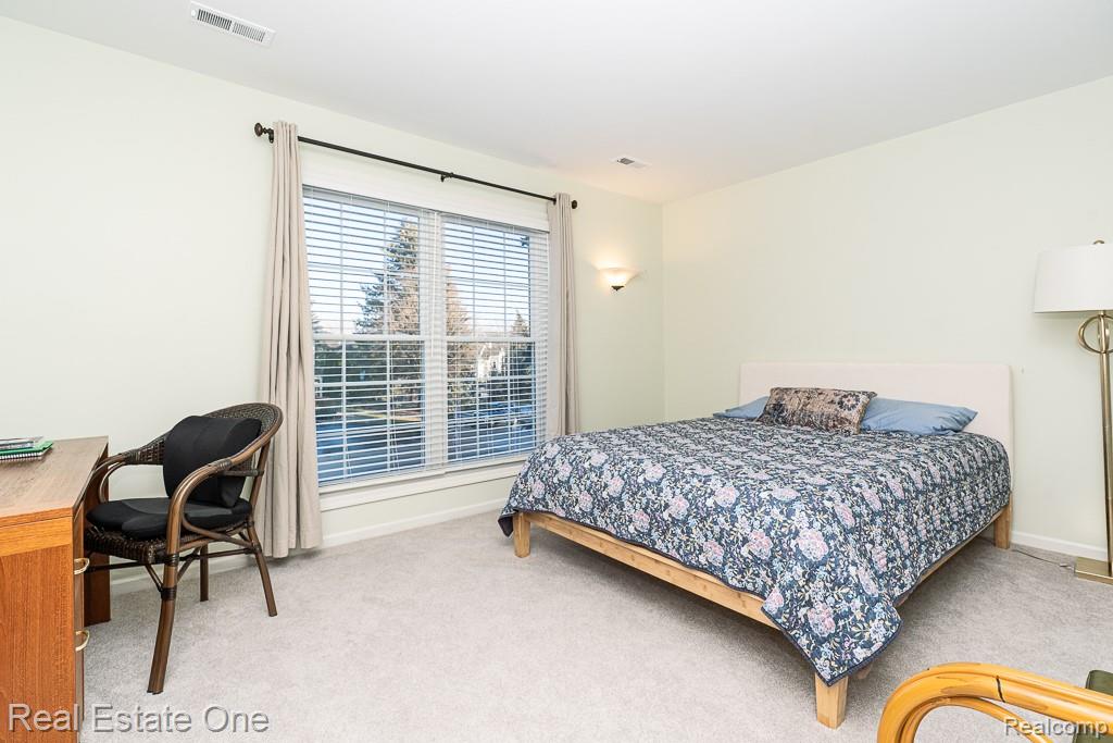 1903 Eagle Pointe