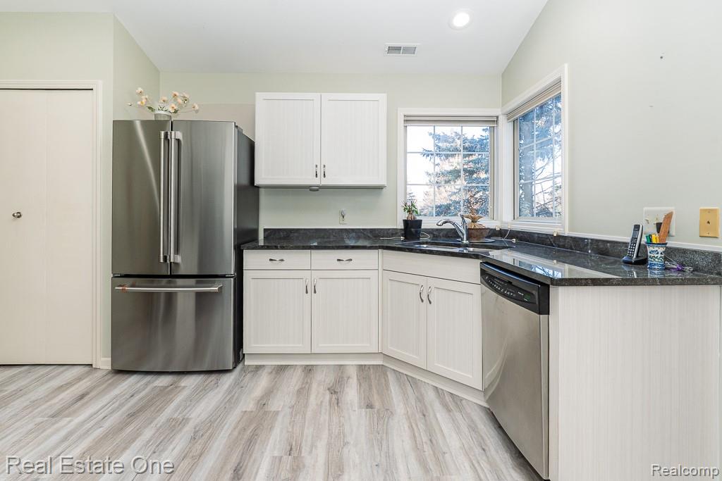 1903 Eagle Pointe