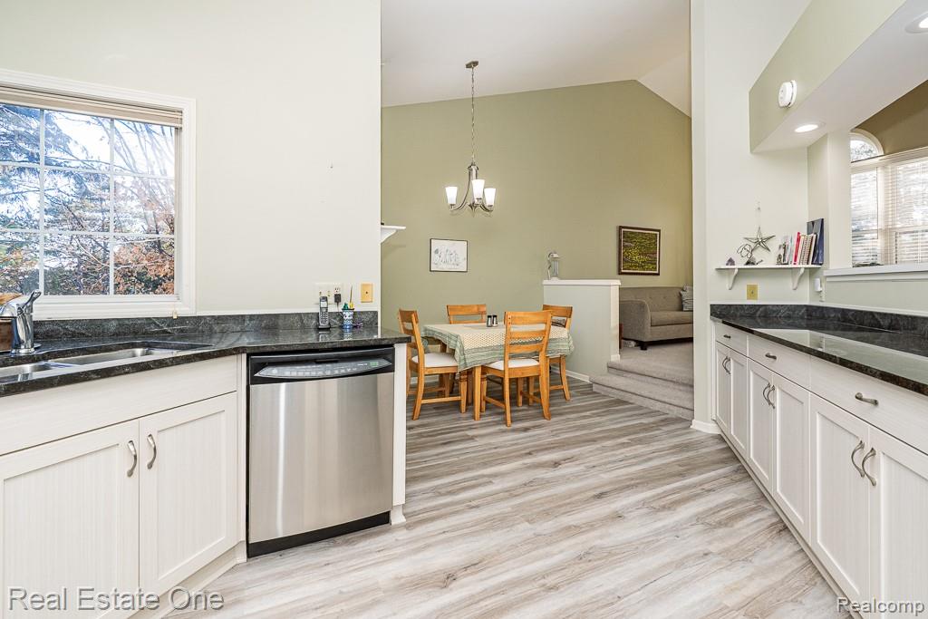 1903 Eagle Pointe