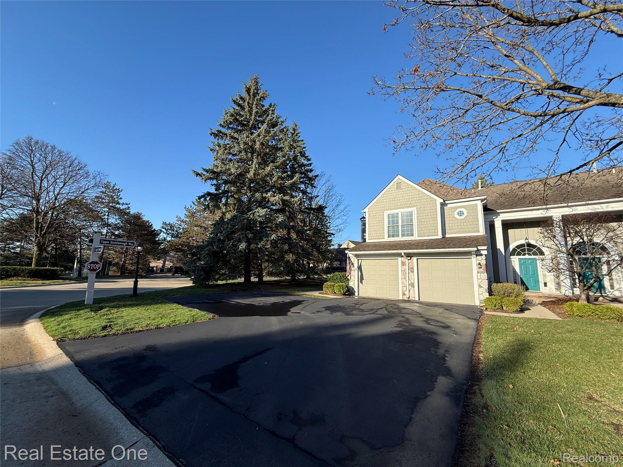 1903 Eagle Pointe