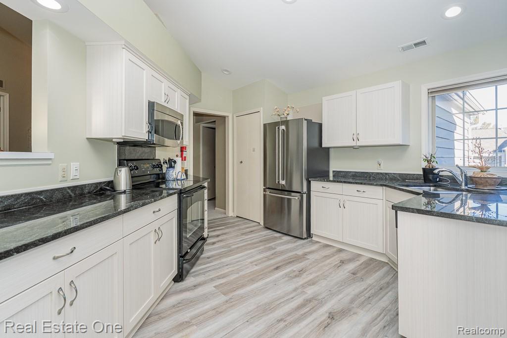 1903 Eagle Pointe