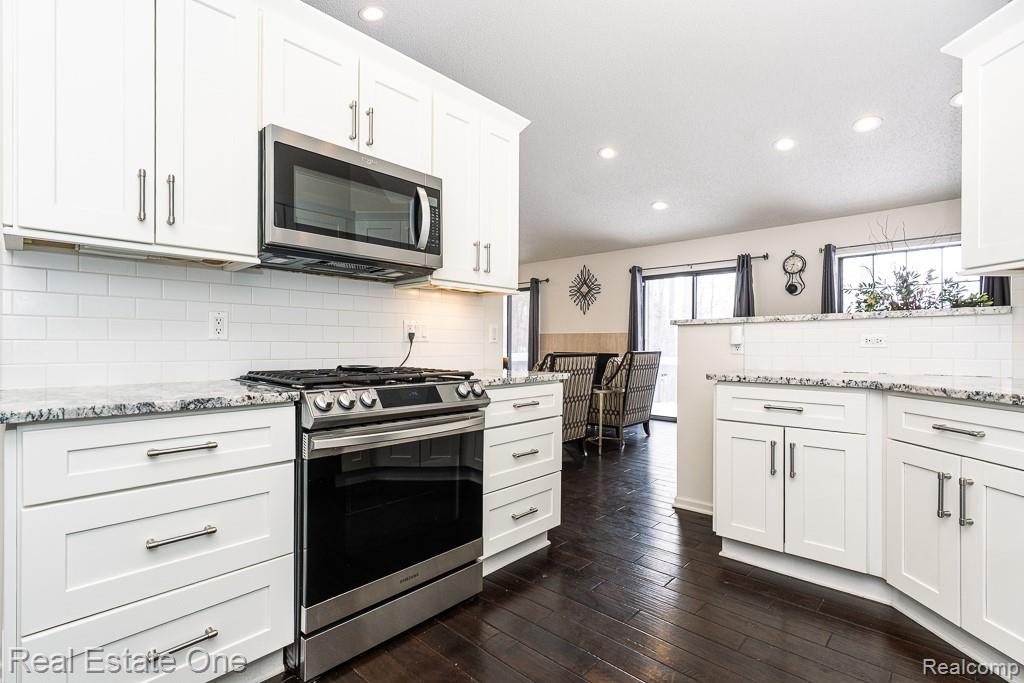 7086 Danbrooke Court