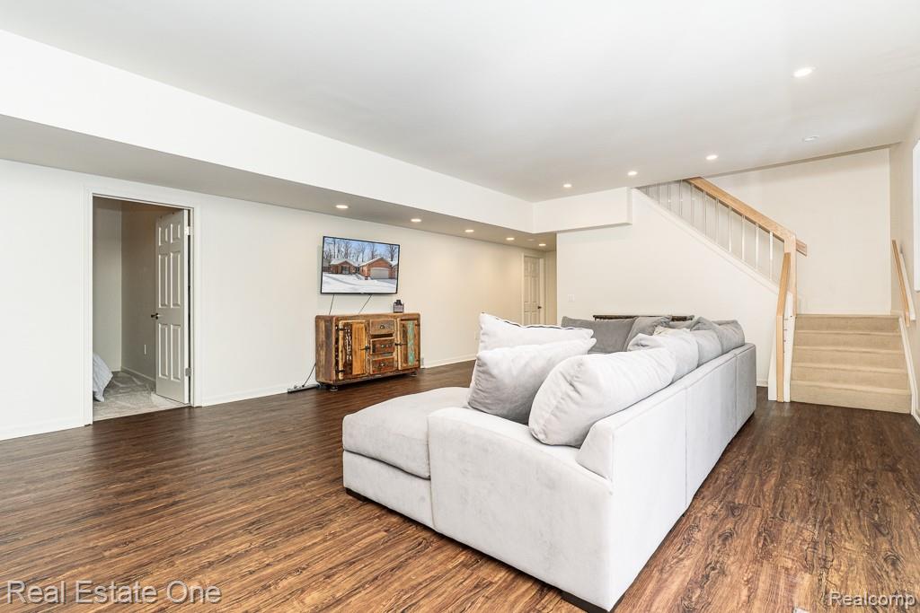 7086 Danbrooke Court