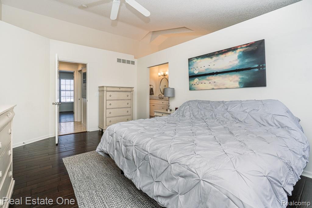 7086 Danbrooke Court